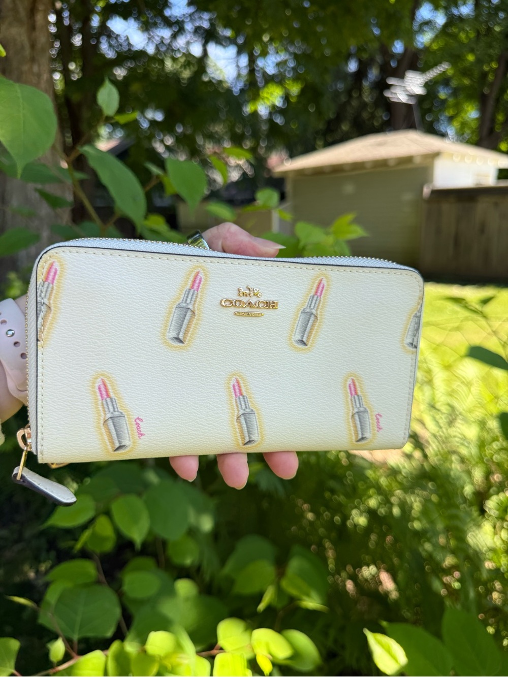 COACH Cream Lipstick Print Zip Around Wallet